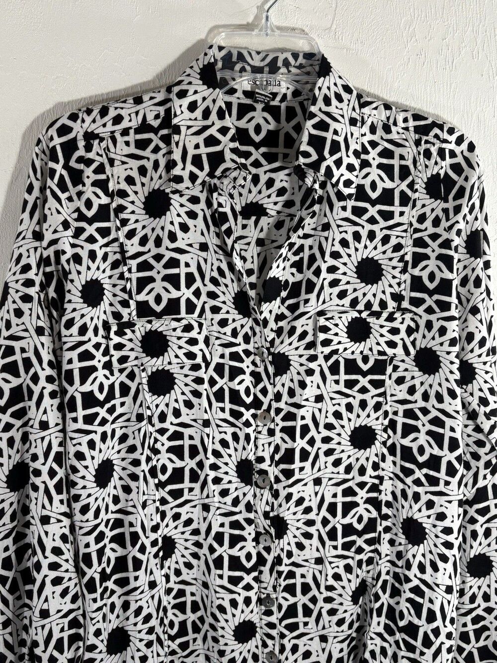 Escada Black & White Elegant Romantic Geo Print XS Women’s Button, Tie Blouse